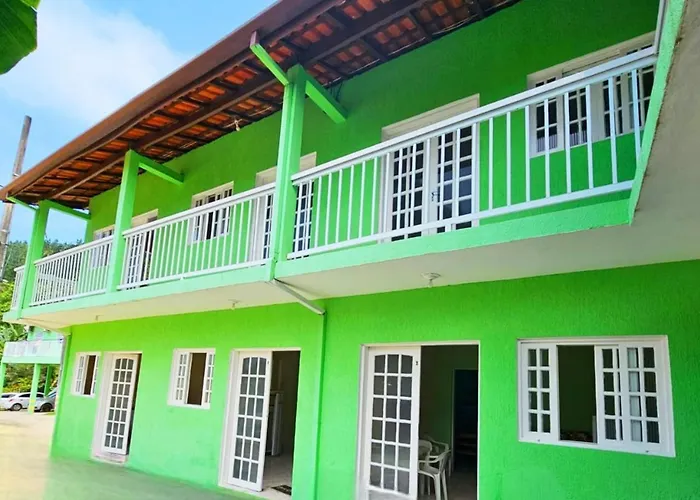Chales Margarida Ubatuba